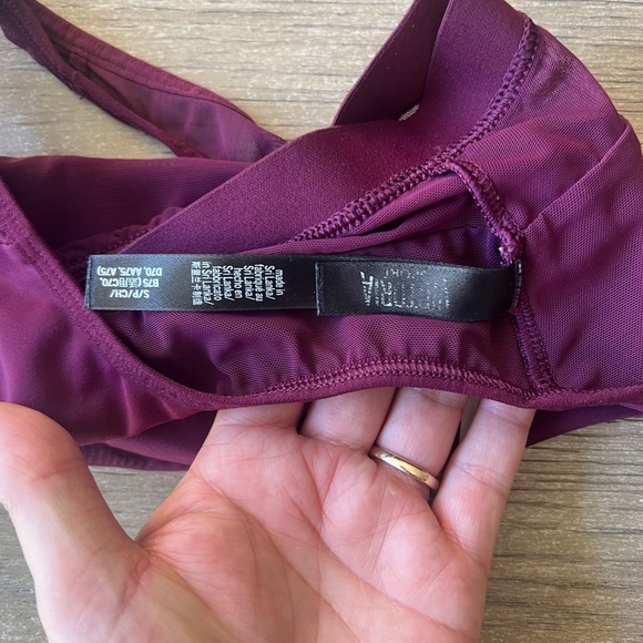 Victoria’s Secret sport Burgundy logo sports bra - Picture 4 of 5